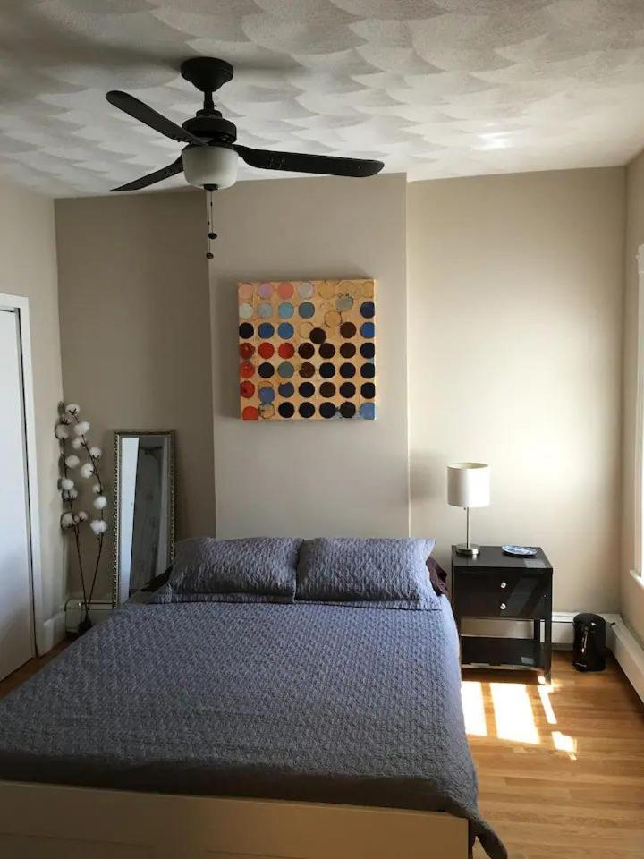 Renovated, 10 Min From The City Бостон Номер фото