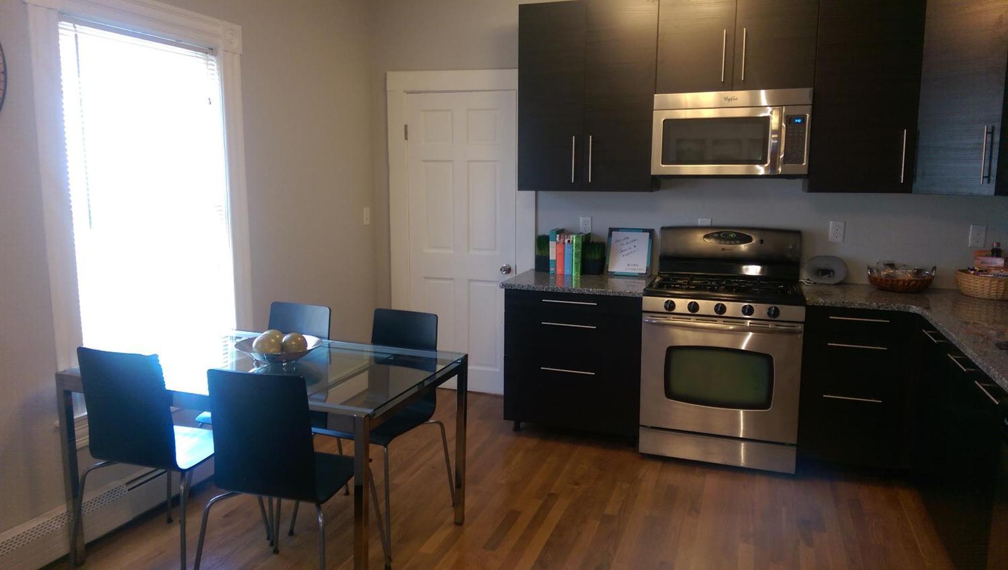 Renovated, 10 Min From The City Бостон Номер фото